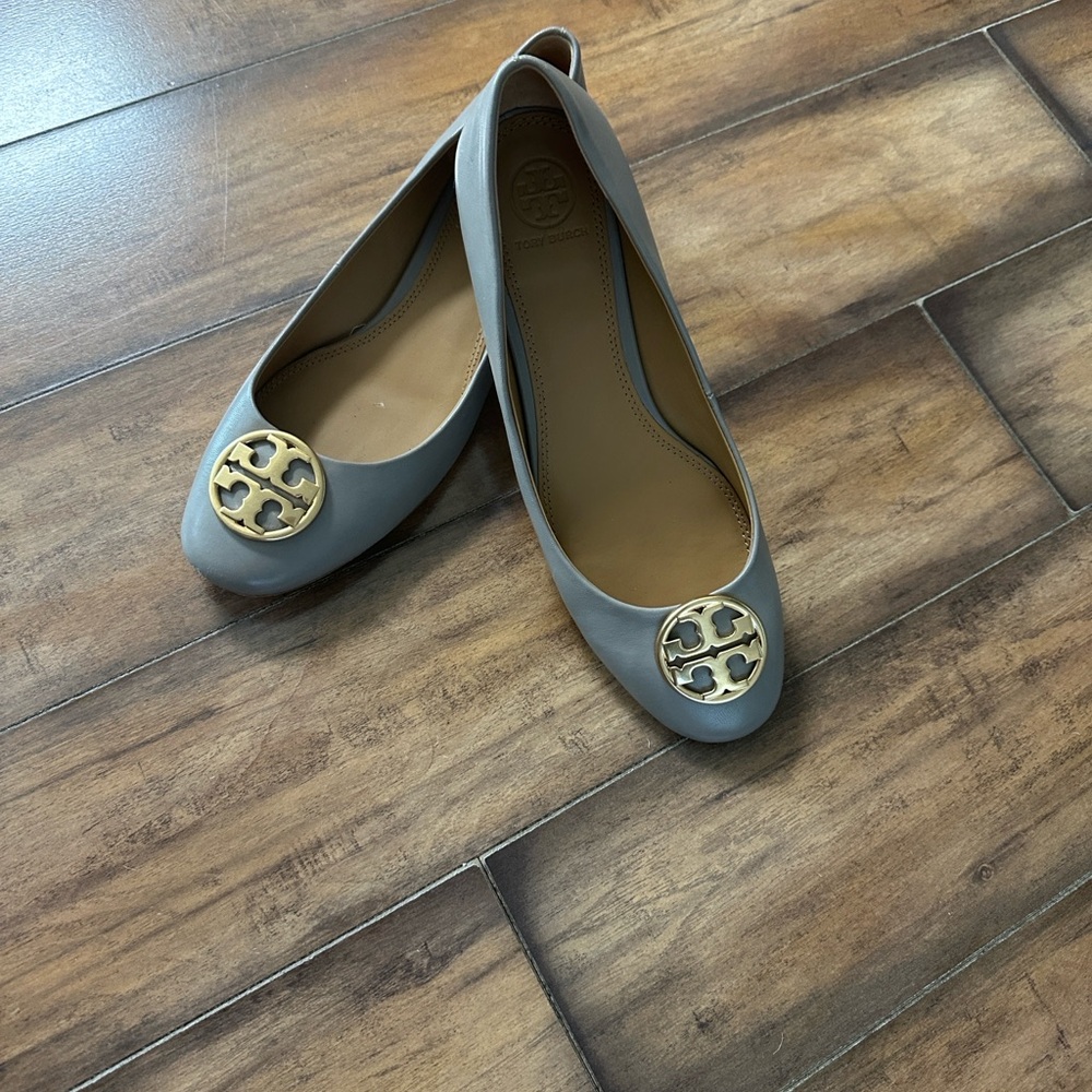 Tory Burch Gray Flats with Gold Emblem
